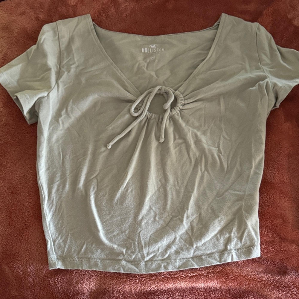 Hollister Women's Sage Tie-Front Tee